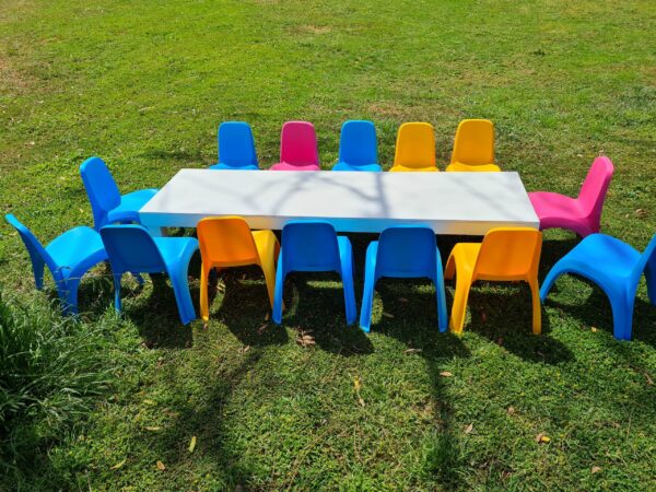 שולחן אבירים נמוך להשכרה